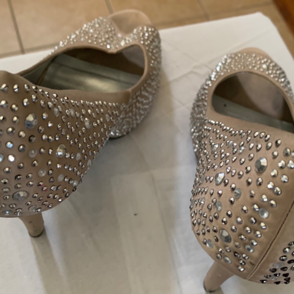 Pump - Picture 3 of 4